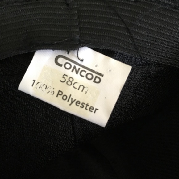 Black Hat with Rose Lace Detail - Picture 4 of 5